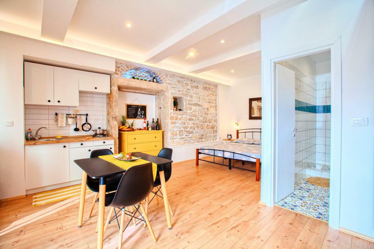 Irma Apartment *